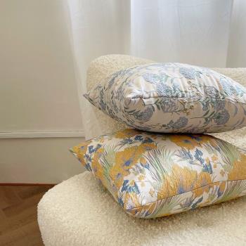 簡約浮雕刺繡花朵客廳抱枕沙發