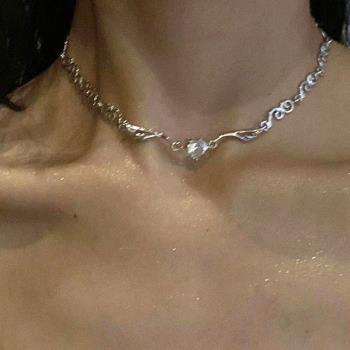 Single diamond love wing clavicle chain for women choker項鏈