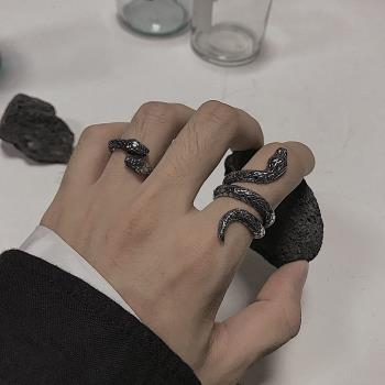 原創設計鈦鋼蛇型情侶飾品戒指
