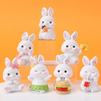 創意可愛兔子蛋糕裝飾樹脂擺件挎包兔寶寶生日派對田園風裝扮插件