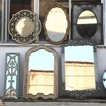 市場罕見絕美設計孤品獨特造型仿銅鐵藝木質雕花復古裝飾浴室掛鏡