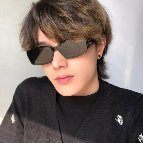 復古小窄框長方形gm墨鏡男款高級感痞帥潮流黑色太陽眼鏡2025新款