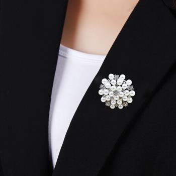韓版鑲鉆女裝飾品大衣水晶胸針