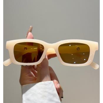 新款韓版簡約方形太陽鏡夏季男女時尚潮流沙灘旅游遮陽防輻射墨鏡