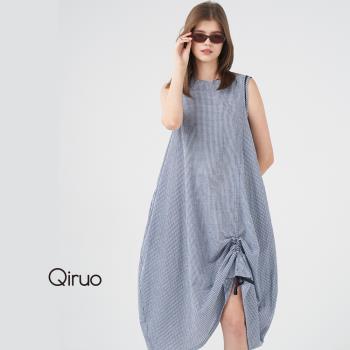 【Qiruo 奇若】春夏專櫃藍白細格洋裝8256F小傘狀抓皺設計