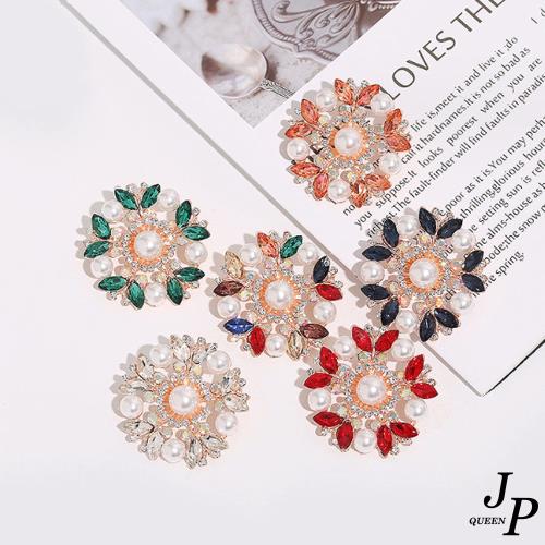 Totally hot sale dazzled brooches