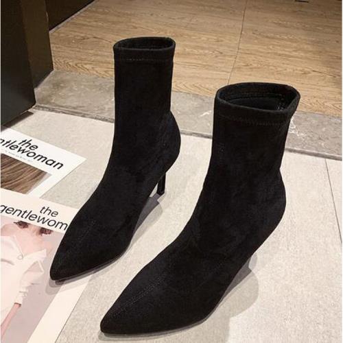 Sp house 知性品味絨面尖頭細高跟短筒靴(黑色)