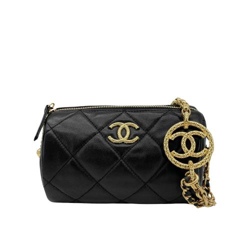 Chanel 金雙C切割紋羊皮迷你斜背保齡球包(AS3384-黑)