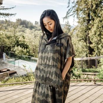 Matador x Volcom 鬥牛士 Packable Beach Poncho 便攜速乾毛巾衣 - 虎斑綠