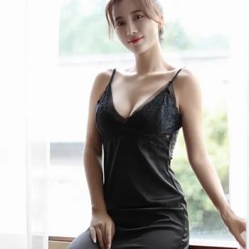 【adora】性感氣質女神-蕾絲綢吊帶睡裙E27黑