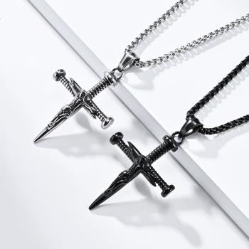 Jpqueen 螺絲釘十字架人型歐美中性鈦鋼長項鍊(2色可選)
