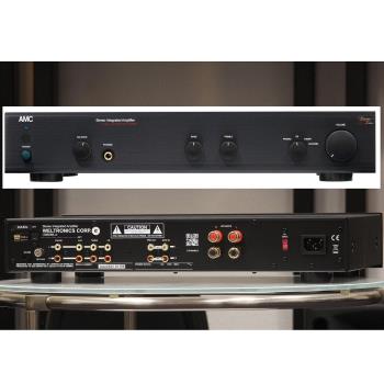 AMC XIA 50 SE 是高品質立體聲音響系統，採用黑色系設計，尺寸為430x112x288 mm，重12.2 Kg，支援110V電源供應，並附遙控器方便操作。無WiFi及藍芽功能，適合傳統音響愛好者。產自其他國家，享有1年保固及原廠配件，型號XIA150se，提供穩定立體聲輸出，NCC及BSMI認證碼待確認，是居家娛樂的理想選擇。