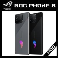 ASUS華碩 ROG Phone 8 是專為遊戲玩家設計的旗艦手機，搭載高通 Snapdragon 8 Gen 3 八核心處理器，提供強大效能與流暢遊戲體驗。6.7 吋 AMOLED 螢幕解析度出色，16GB RAM 搭配 512GB 儲存空間，滿足多工需求。後置 5000 萬畫素主相機與前置 3200 萬畫素鏡頭，捕捉高品質影像。5500mAh 大容量電池，支援 5G SA/NSA 及多頻段 4G LTE，機身輕薄僅 8.9mm 厚、225g 重量。顏色選擇幻影黑或星河灰，內含專用保護殼，適合追求極致效能的使用者。NCC 認證碼：CCAF235G0370T6，Android 作業系統，無記憶卡槽，nano SIM 卡尺寸。