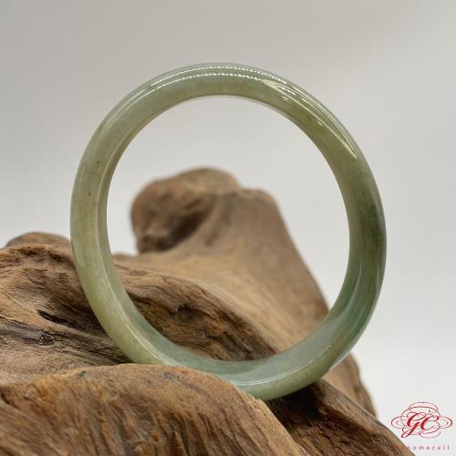 【肌容雪】天然緬甸A貨湖水綠貴妃翡翠手鐲 編號102(鐲寬53.9mm#17.5號)