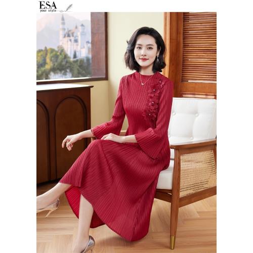 【ESA伊裳】歐潮浪漫藝術立體綴珠花壓褶喜慶洋裝