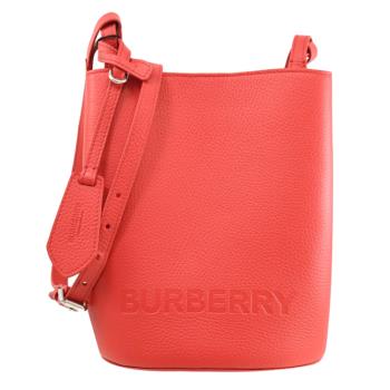 BURBERRY 8052853 LORNE 新版壓紋LOGO斜背水桶包.紅