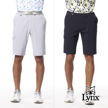 【Lynx Golf】男款防潑水彈性舒適Lynx字樣印花三色織帶剪接造型側袋設計平口休閒短褲-灰色