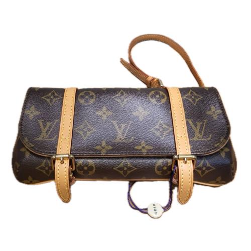 【二手精品 9.8成新】LV老花小號變型金鋼双背包（七款背法）    編號L34