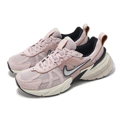 Nike 休閒鞋 Wmns V2K Run 女鞋 復古 乾燥玫瑰粉 粉紫 銀 麂皮 網布 FN6703-001