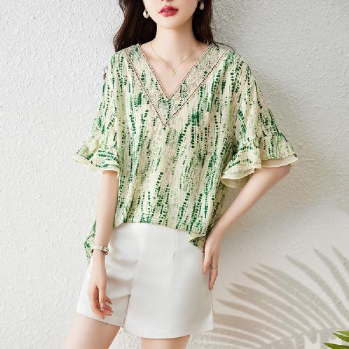 【LANNI 藍尼】★V領拼接袖五分舒適上衣(上衣/女裝/T恤/休閒/百搭)