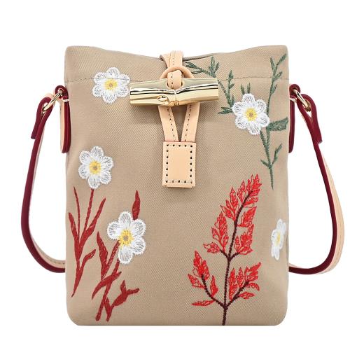 LONGCHAMP LE ROSEAU系列竹節雛菊刺繡帆布斜背水桶包(迷你/燕麥)