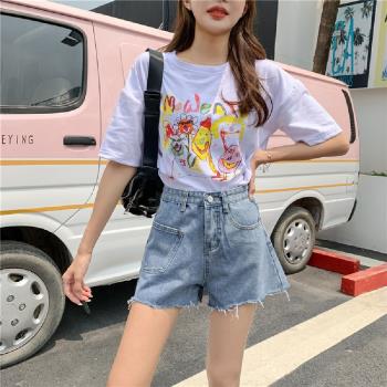 【LANNI 藍尼】★毛邊牛仔水洗闊腿短褲(女上衣/短褲/牛仔褲)