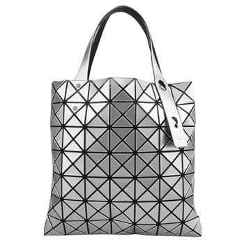 ISSEY MIYAKE 三宅一生 幾何小菱格7x7手提包/銀(亮面)小款-慈濟