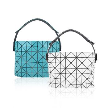 ISSEY MIYAKE 三宅一生 BAOBAO BAGUETTE MATTE 7X10 啞光手提包(多色選)-慈濟