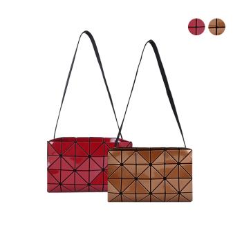 ISSEY MIYAKE 三宅一生 BAOBAO 4x6 CARTON立體側背包(兩色選)-慈濟