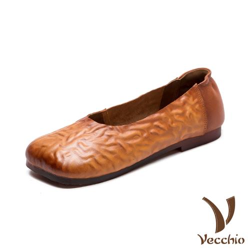 【VECCHIO】全真皮浮雕方頭舒適低跟鞋/全真皮頭層牛皮立體浮雕方頭舒適低跟鞋 女鞋 棕