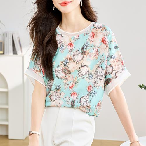 AKARA 高級緞面冰絲雪紡晴天藍拼接短袖上衣(涼感 雪紡 冰絲 抗暑 防曬 美白 大碼)