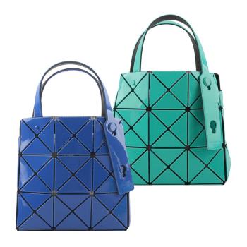 ISSEY MIYAKE 三宅一生 BAO BAO CARAT 3X3 亮面手提小方盒(任選)