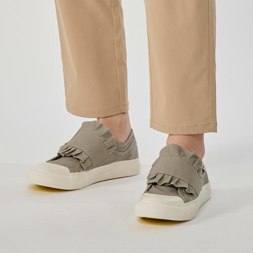 moz瑞典 駝鹿 法式奶霜花瓣鞋(灰綠)