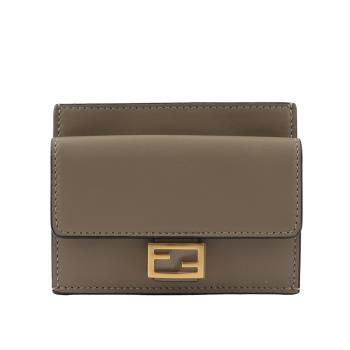 二手商品9.2成新 FENDI Baguette 納帕皮革翻蓋卡片套(鴿灰色)