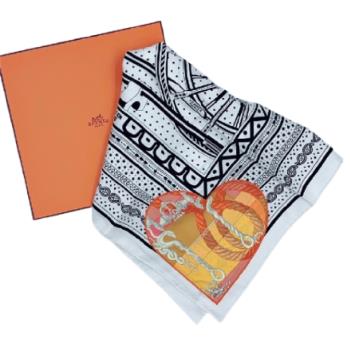 【 HERMES】 愛馬仕 HERMES 真絲方巾/絲巾/圍巾(65x65 cm) 白色 - 943423Sc06