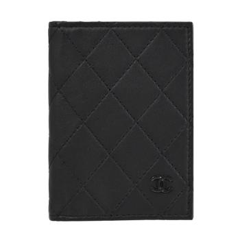 CHANEL AP3822 So Black 經典雙C LOGO質感小牛皮對開卡夾.黑