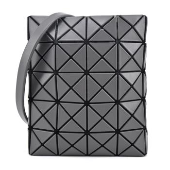 ISSEY MIYAKE 三宅一生 BAOBAO PRISM MATTE 4X5斜揹包-深灰