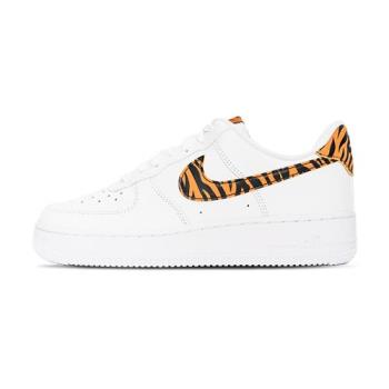 Nike Nike WMNS AIR FORCE 1 07 女鞋 白色 AF1 運動 休閒鞋 DD8959-108