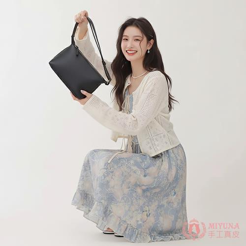 【MIYUNA米友娜】真皮頭層牛皮Niki簡約枕頭包肩背/斜背包-經典黑