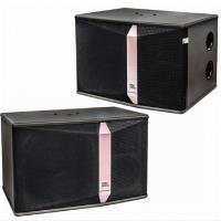 JBL KI512 懸吊型劇院喇叭，適合卡拉OK與多媒體娛樂，支援主喇叭、中置、後置、環繞、左右及前置喇叭功能，提供沉浸式環繞音效。黑色系設計，尺寸（高×寬×深）36×57×39.2公分，重35.2公斤，產地中國，保固1年，BSMI許可字號R12345。無WiFi、藍芽或USB支援，專為專業音響系統打造。