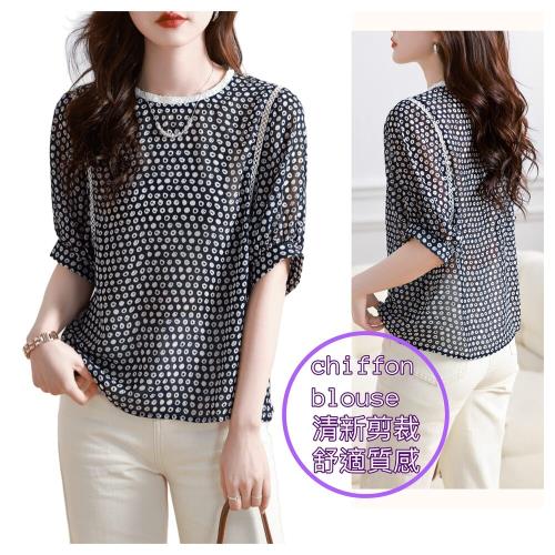 AKARA 用心設計 韓版拼接蕾絲花邊短袖圓領上衣(不限季節 做到2XL 中大尺碼)