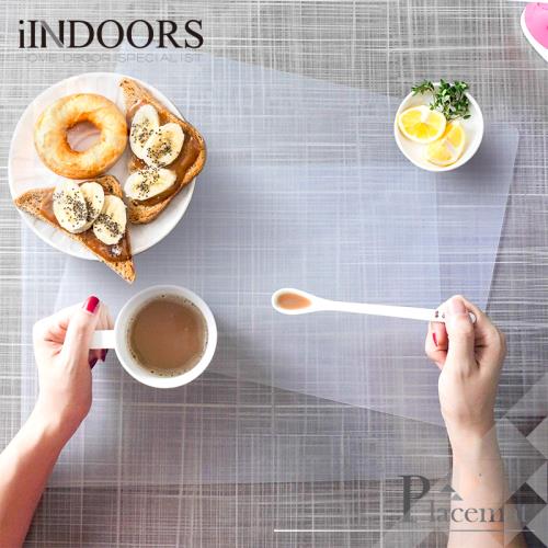  【iINDOORS】透明 防水隔熱餐墊 磨砂霧面 墊板 考試 文具 桌墊二入