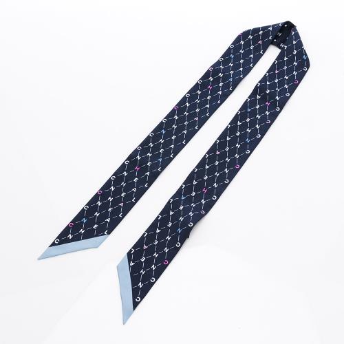 Chanel 滿版小文字logo及小雙C絲巾(深藍/底部淺藍)