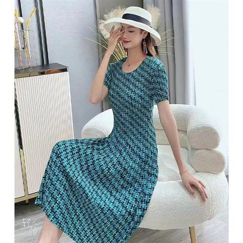 【KEITH-WILL歐風】韓國三宅風格壓褶俐落精品奢華洋裝(褶皺/修身/輕薄/小香風/中大尺碼)