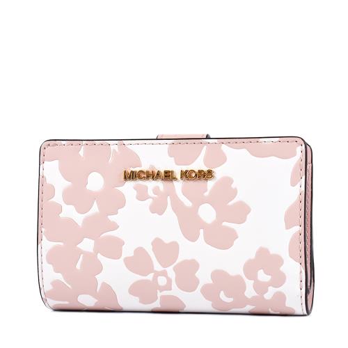 MICHAEL KORS 浮雕花卉滑面皮革釦式中夾-淡粉