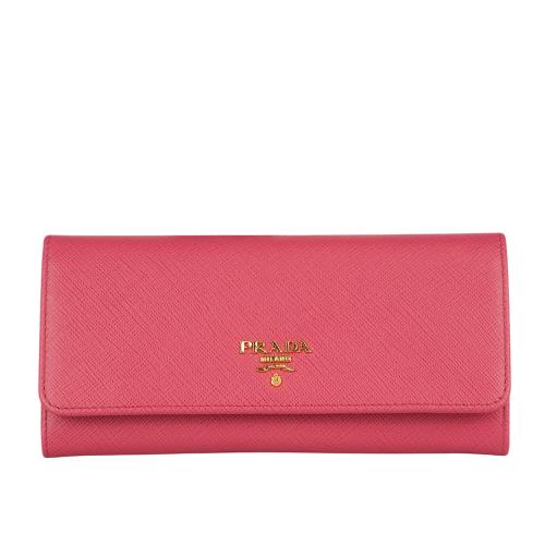 展示商品_PRADA 金字浮雕Logo防刮牛皮雙釦對開長夾(牡丹粉)