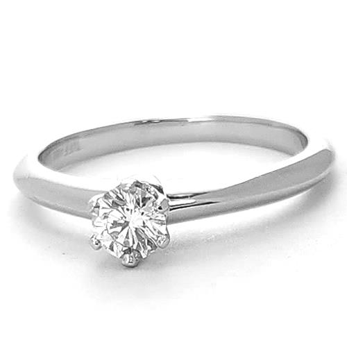 九五成新展示品！TIFFANY PT950鉑金-鑲0.23克拉經典六爪婚戒