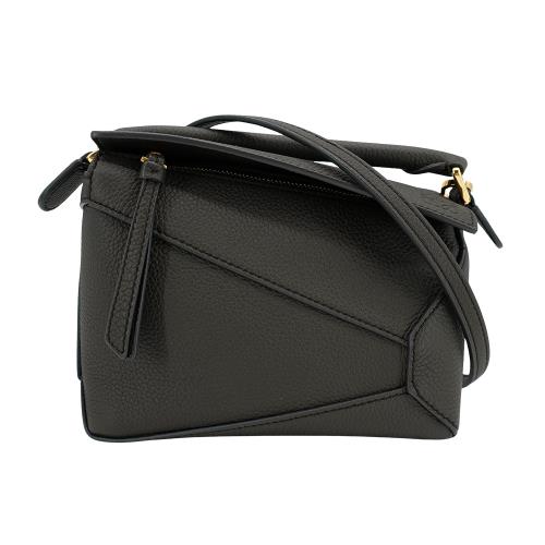 Loewe Mini Puzzle 粒面小牛皮金釦斜背腰包(深灰)