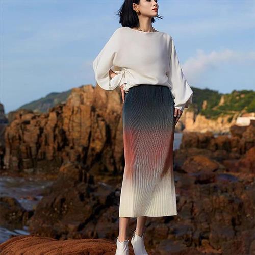 【KEITH-WILL歐風】韓國進口完美可愛巴黎精品三宅褶皺風格漸層裙(壓褶/中大尺碼/修身/輕薄/小香風)