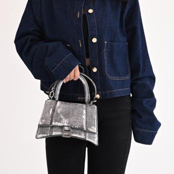 BALENCIAGA 巴黎世家 593546 Hourglass 刷舊塗層布沙漏包.黑白